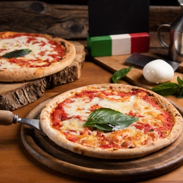 Margherita Pizza (16").