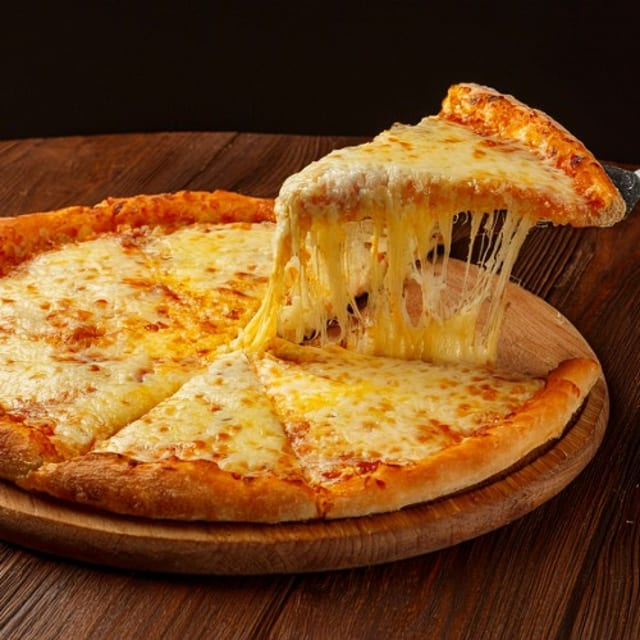 Mozzarella, Garlic & Oil Pizza (14").